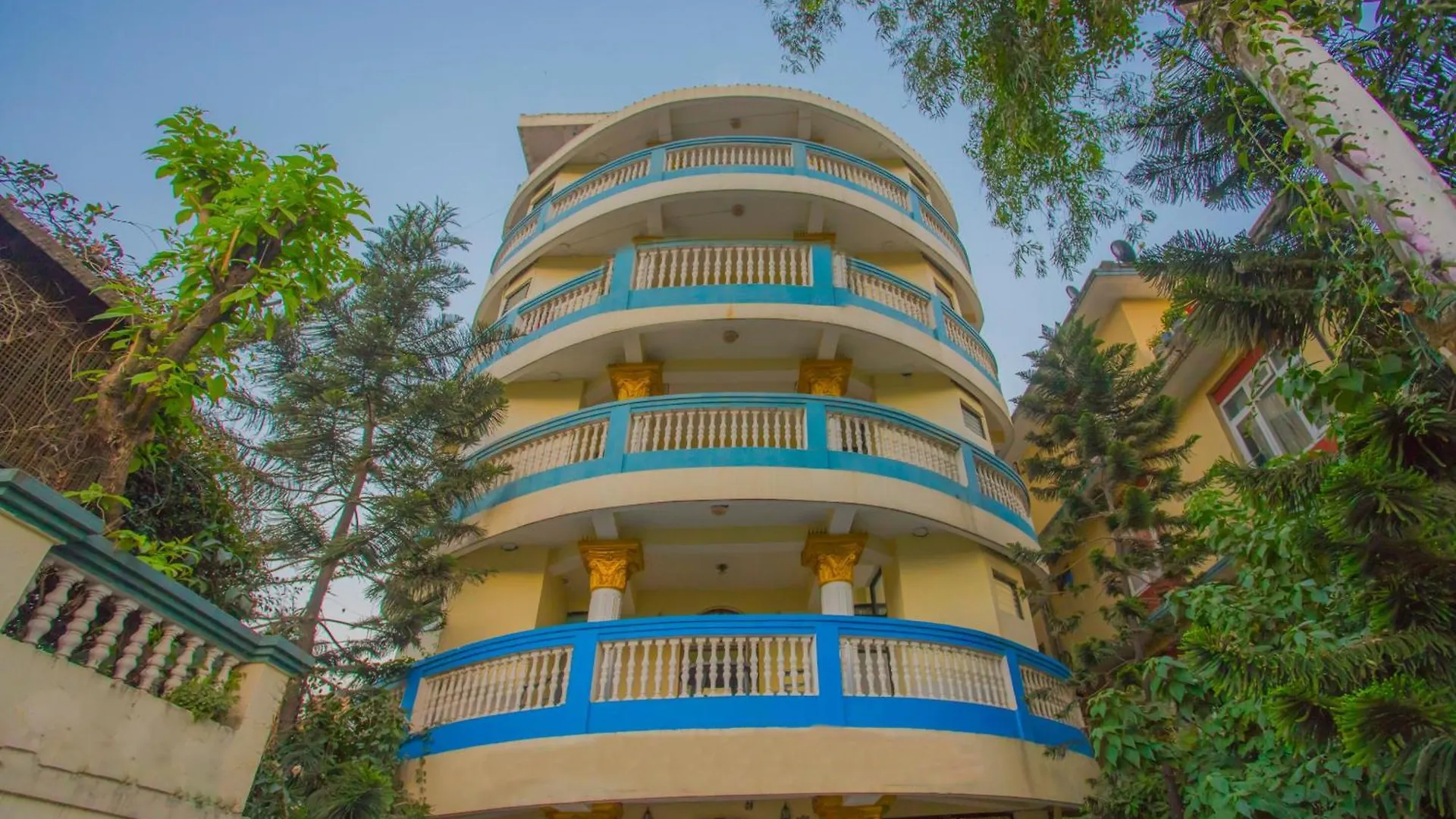 Oyo 232 Hotel Titanic Pvt Ltd Balaju 2*,